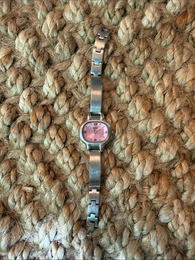 Roots Women’s Watch – Pink Dial & Silver-Tone Bracelet